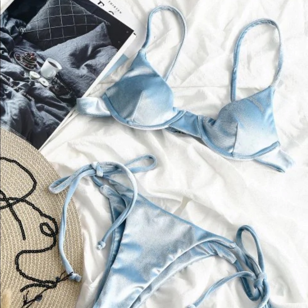 Velvet Underwire Bikini